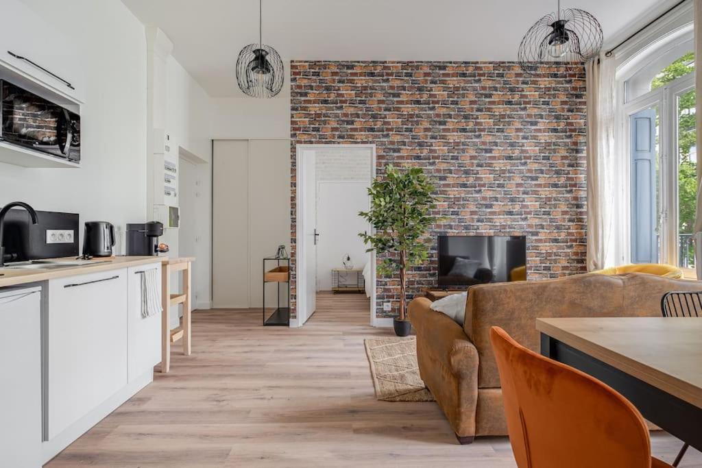Grand Appartement «  City » Spacieux Et Moderne Saint-Etienne  Exteriör bild