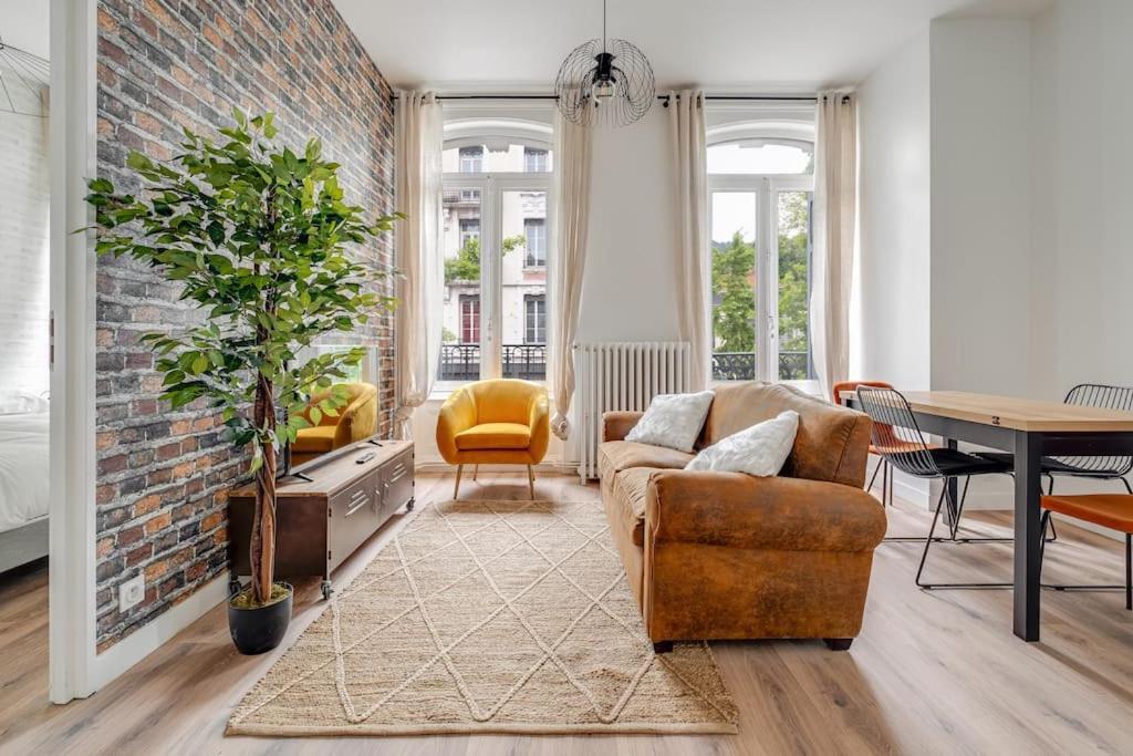 Grand Appartement «  City » Spacieux Et Moderne Saint-Etienne  Exteriör bild